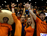students cheering the Roadrunners