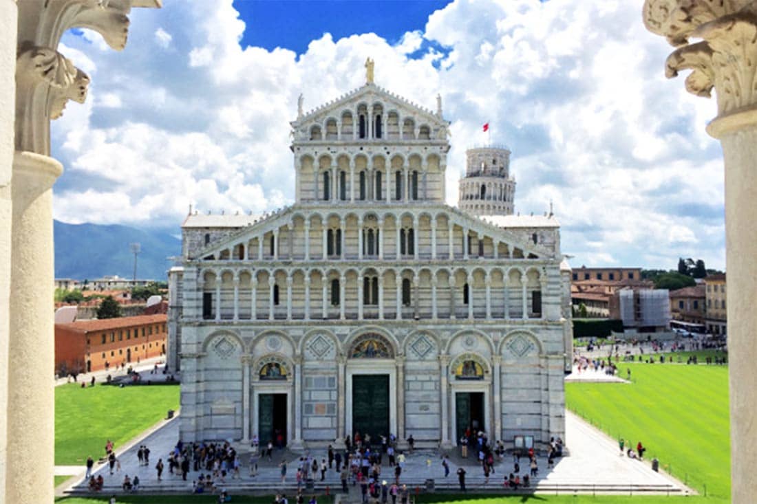 Italy's Romanesque architecture Pisa Cathedral, seat of the archbishop of Pisa.