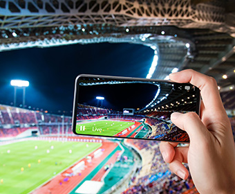 UTSA researcher studies how professional sports fans use mobile phones