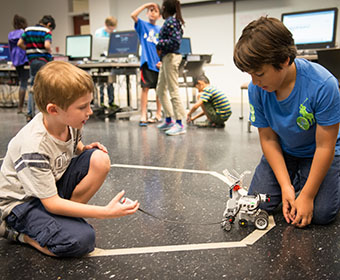 Kids make new discoveries this week at UTSA summer camps