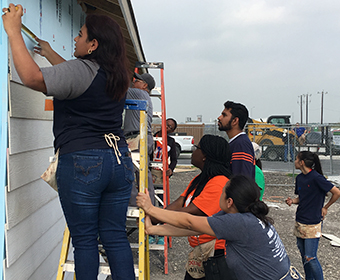UTSA community gives back during Day of Service on March 24