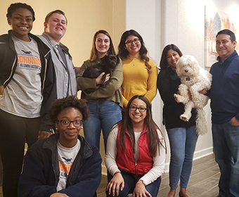 Bird Feeders program allows UTSA alumni to connect with current Roadrunners