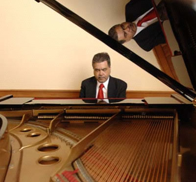 Jesse Zapata playing piano