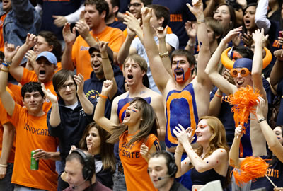 men's basketball fans