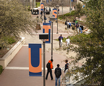 Roadrunners spring into 2017 semester at UTSA campuses 