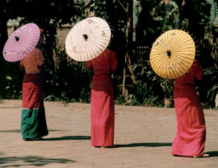 Chinese dancers