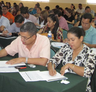 Small business leader training in Honduras