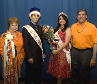 Mr. and Ms. UTSA with Harriett and Ricardo Romo