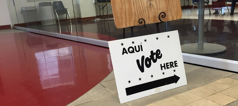UTSA photo of the day: Early voting on the Main Campus