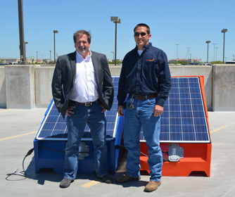 UTSA alumni unite through CITE to create innovative solar power device
