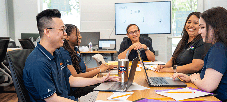 School of Data Science kicks off career course for nonprofit interns