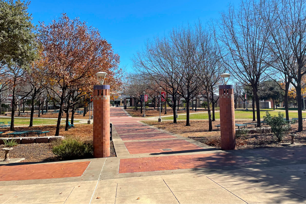Bill Miller Plaza at the UTSA Downtown Campus