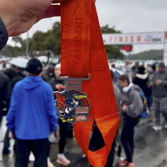 The 2025 Diploma Dash Roadrunner medal