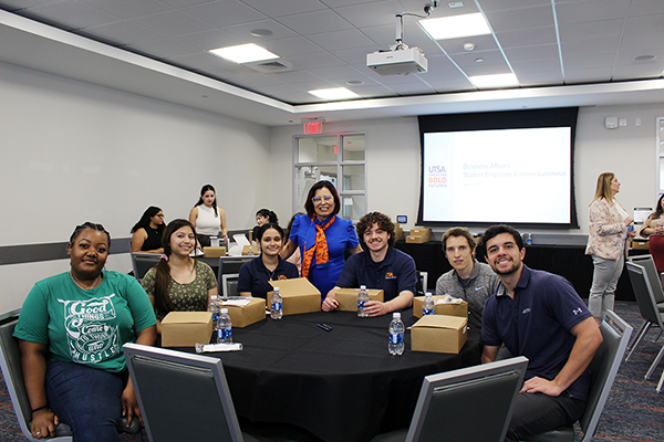 Student Intern Lunch photo 2