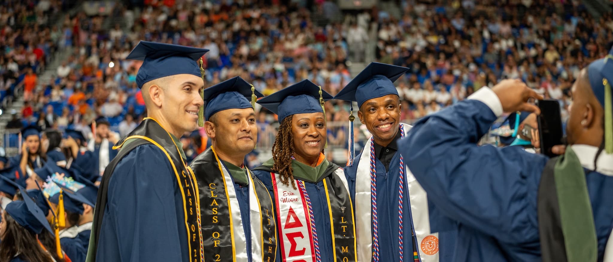 Commencement Regalia Information | Registrar's Office | Western Washington  University