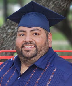 Roger Ruiz