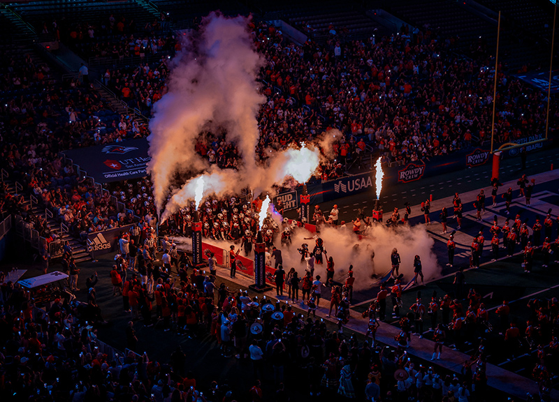 UT San Antonio football coming out to the field at Alamodome