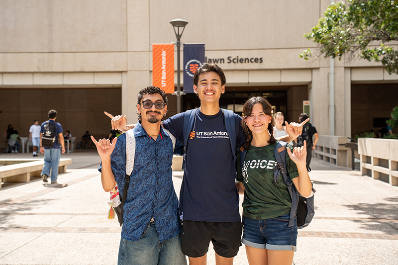 Students doing birds up at Sombrilla plaza