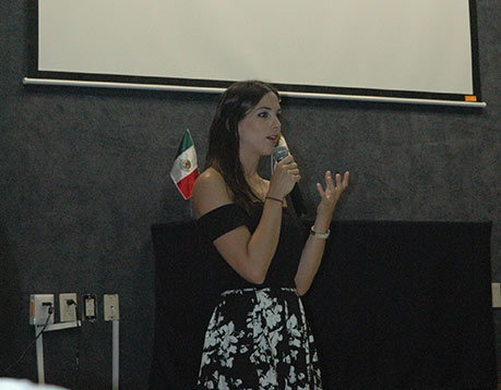 COEHD student Mariana de los Santos presented her research at La Sociedad Mexicana de Análisis de la Conducta in Puerto Vallarto, Jalisco, Mexico with Dr. Lee Mason and Alonzo Andrews from the TEAM Center in November 2016.