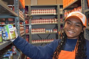 Roadrunner Pantry Staff Member
