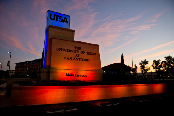 photo of UTSA monument at night