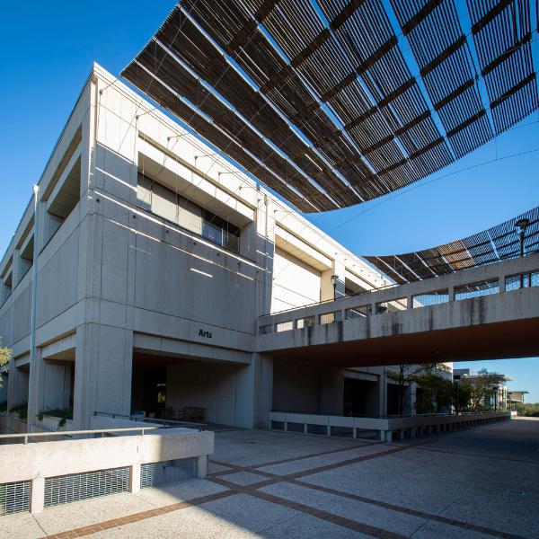 UTSA Art building and bridge to the Science building