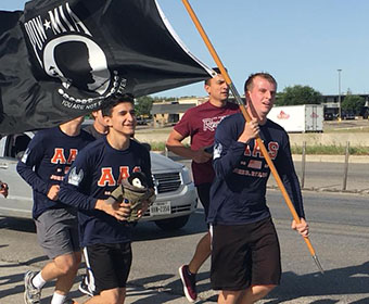 UTSA’s Air Force officer candidates impact the community by running for a cause