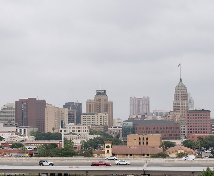 UTSA highlights its small business resources for Brazilian delegation