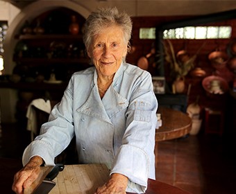  UTSA Libraries acquire archive from famed Mexican food expert