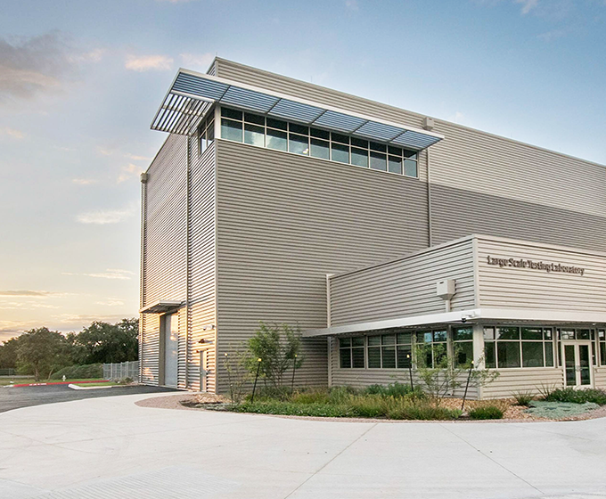 UTSA hosts grand opening of Large-Scale Testing Laboratory