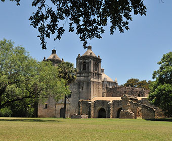 UTSA_Flags_340_280.jpg