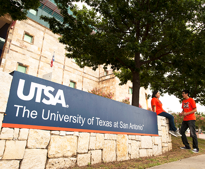 Fellowships recognize outstanding newly tenured UTSA faculty