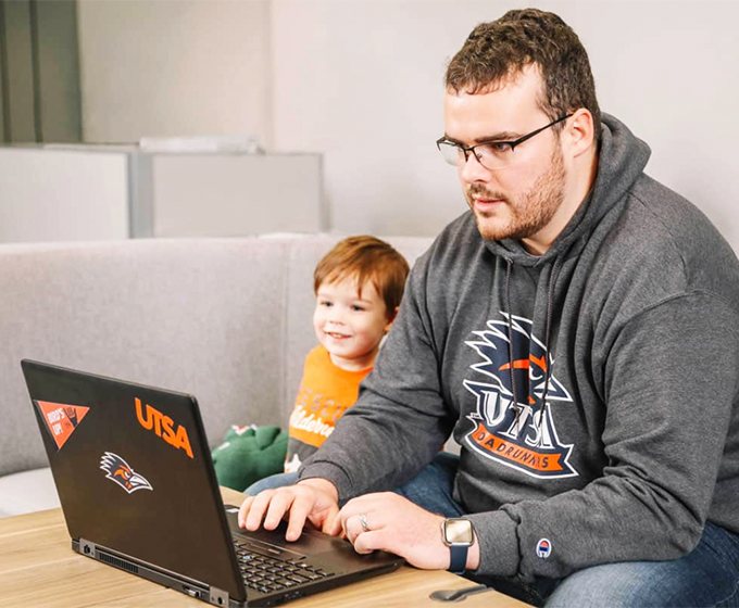 UTSA’s growing online degree programs offer students flexibility