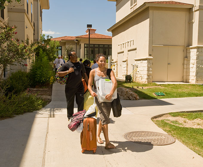 Move-in Days at UTSA kicks off the college experience for many students