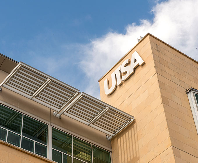 Romo Endowed Professorship awardees bring unique experiential courses to UTSA students