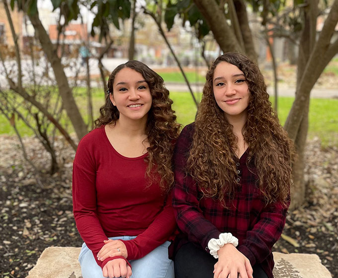 Professors, resources key to twin sisters’ graduation from UTSA at age 20