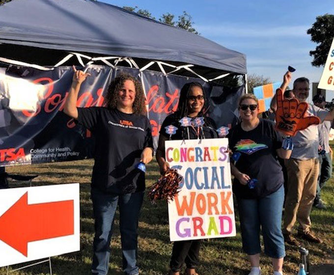 UTSA Master of Social Work program named finalist for 2022 Examples of Excelencia