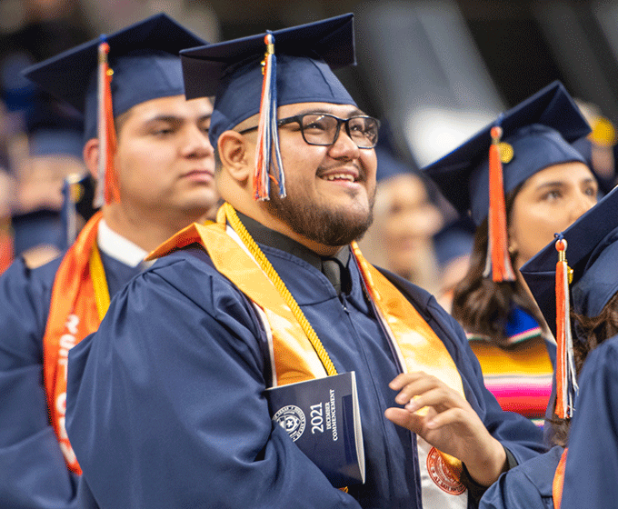 UTSA Commencement Spring 2023 by UTSA - The University of Texas at San Antonio - Issuu