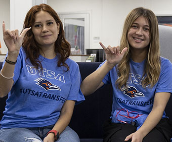 UTSA recognized with national award for transfer student support