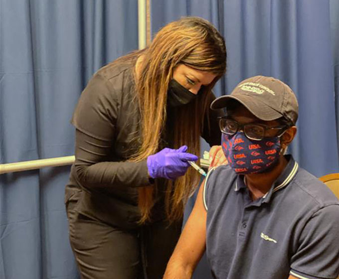 UTSA to provide updated COVID-19 vaccines and boosters on both campuses