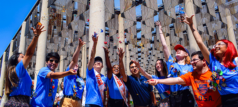 UTSA se joint au plaisir de la Fiesta avec des événements d’avril et des apparitions au défilé |  UTSA aujourd’hui |  UTSA