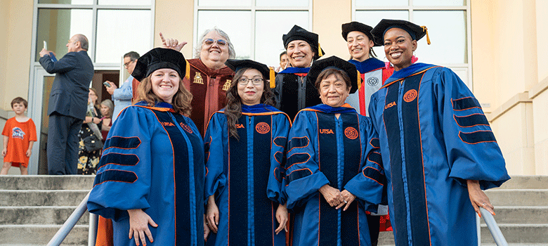 Academic dress - Oxford Brookes University