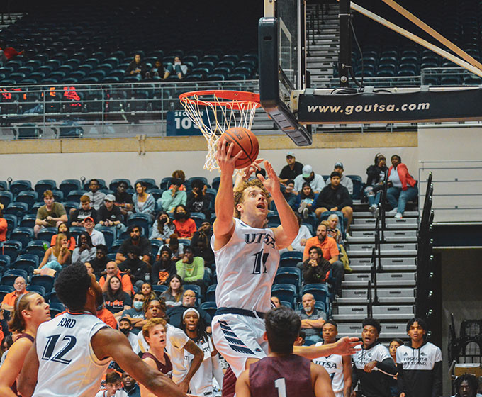 UTSA Athletics celebrates “Let’s Go 2-1-0 Day”
