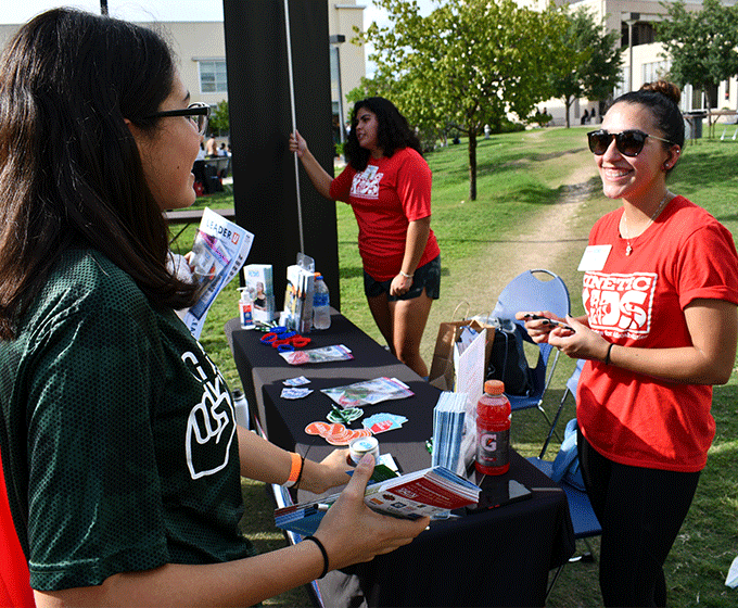 UTSA invites students to celebrate spring Roadrunner Days