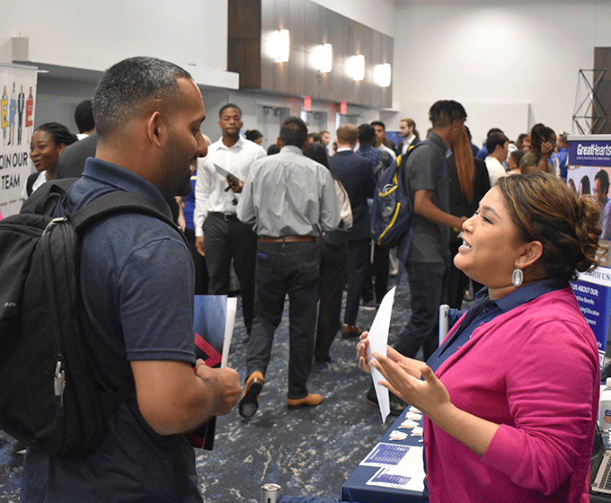 Spring career expos feature 80-plus employers ready to talk business with UTSA students, alumni