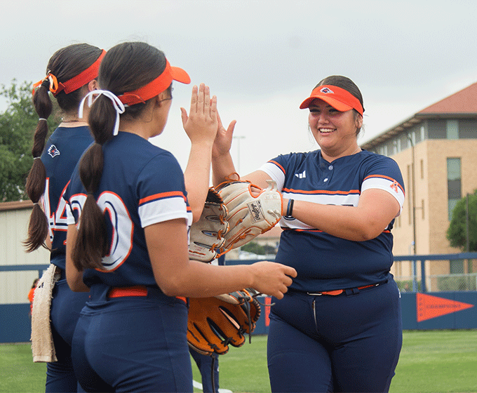 Zelinda Camacho living out lifelong sports and career dream with UTSA Softball