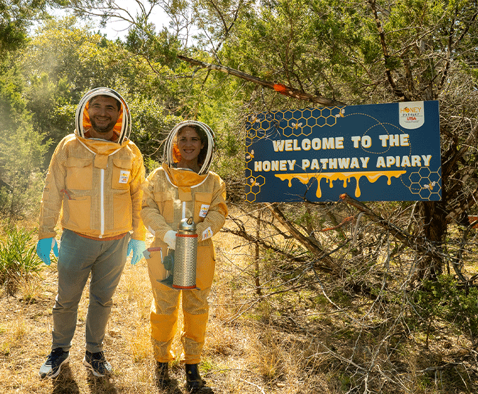 UTSA students explore medicinal potential of honey through hands-on course