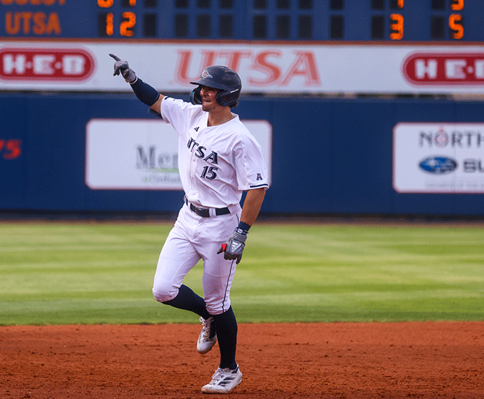 UTSA Athletics taps School of Data Science to maintain competitive edge