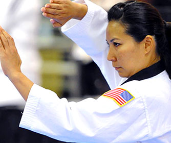  Elva Adams '95 is an Olympic Taekwondo Champion